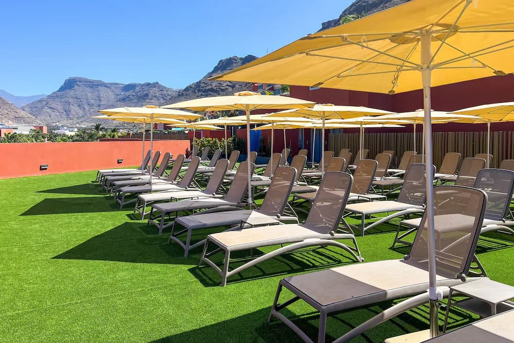 Sundeck