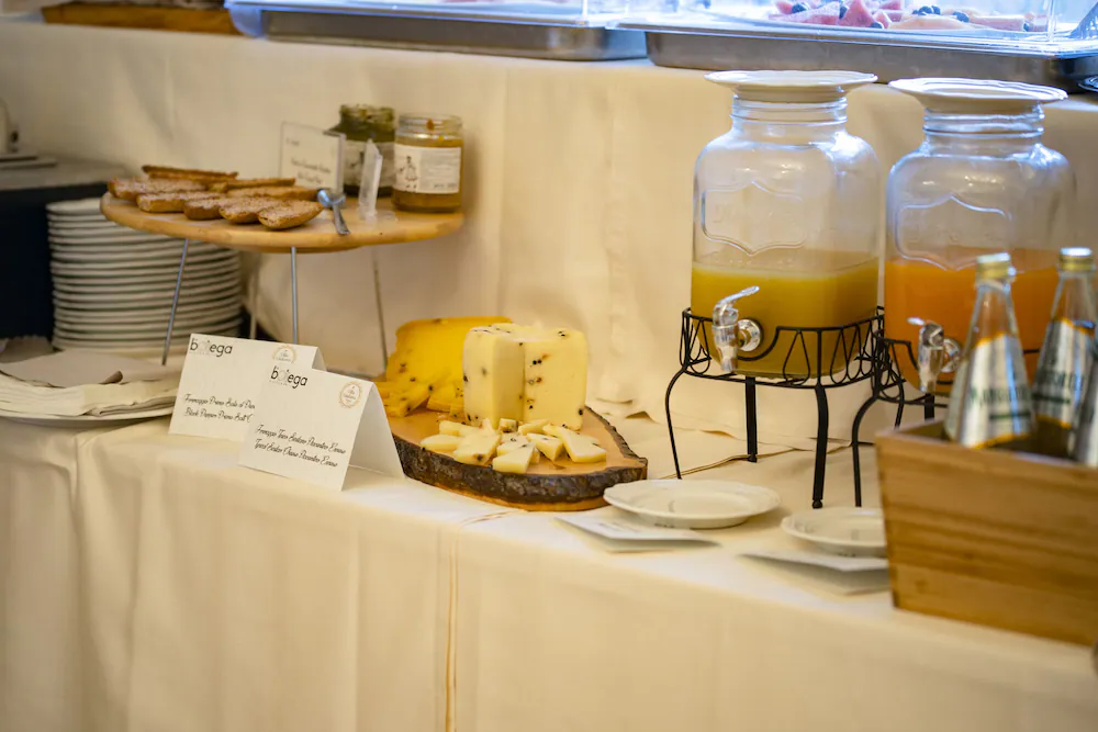 Breakfast buffet