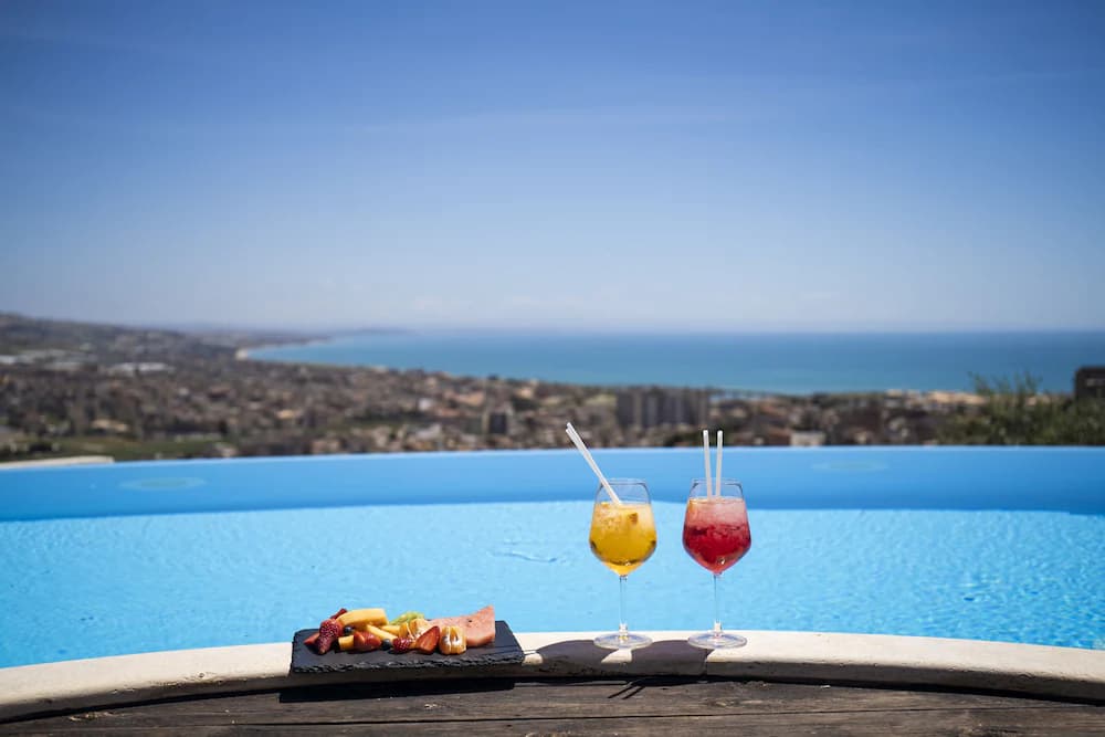 Rooftop pool