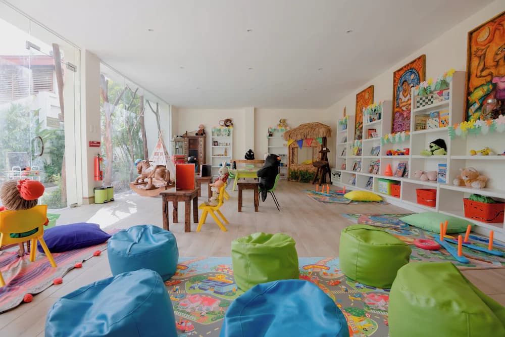 Children's play area - indoor