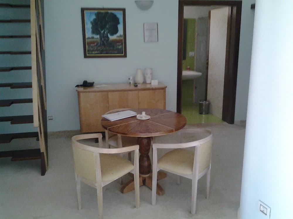 In-room dining