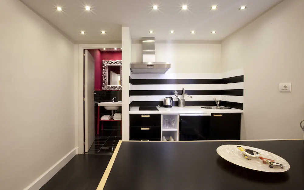 Private kitchenette