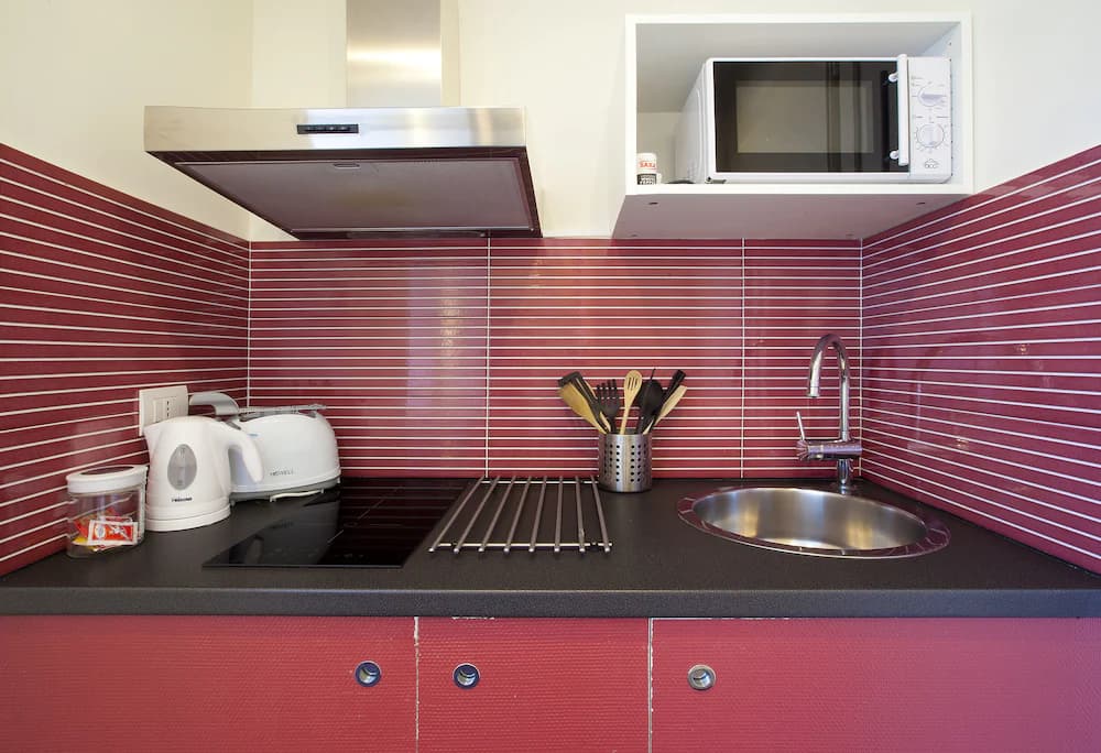 Private kitchenette