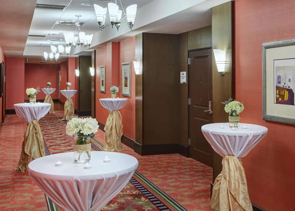Meeting facility