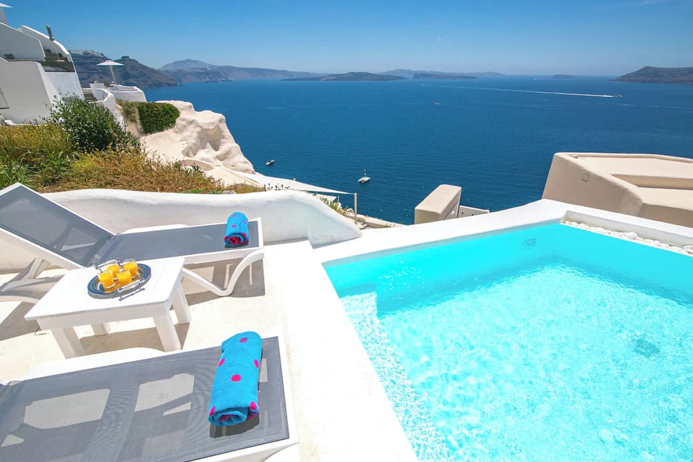 Infinity pool
