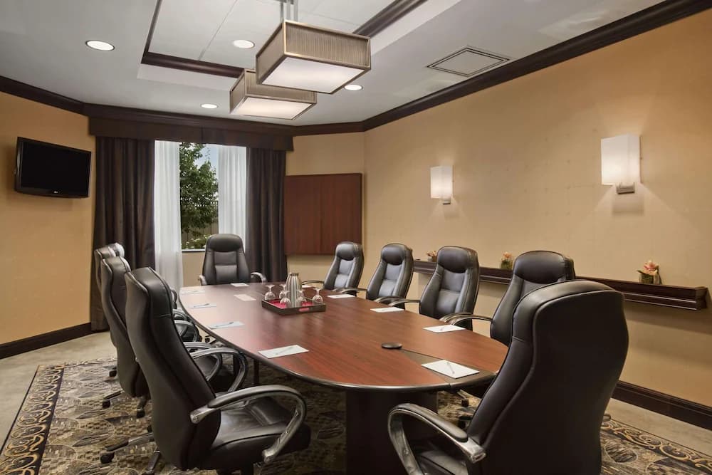 Meeting facility
