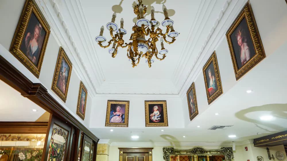 Reception hall