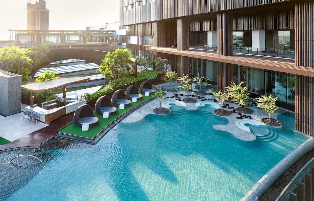 Pool