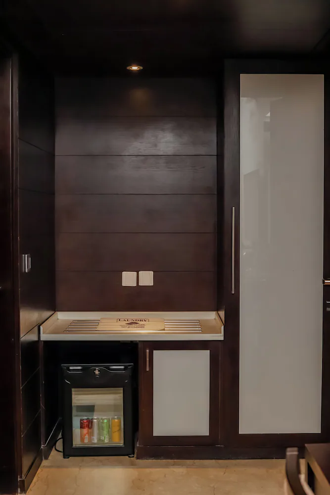 Room amenity