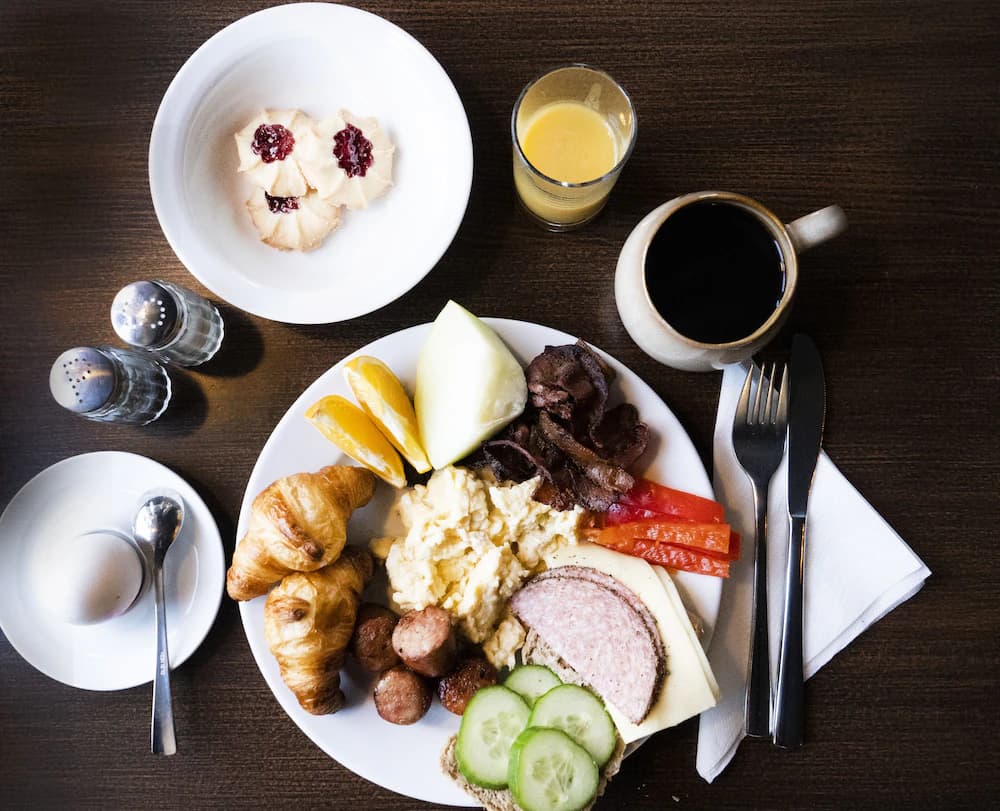 Breakfast meal