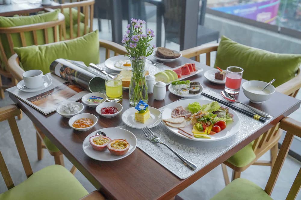 Breakfast buffet