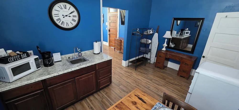 Private kitchenette