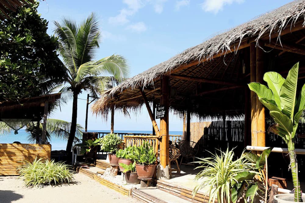 Beach bar