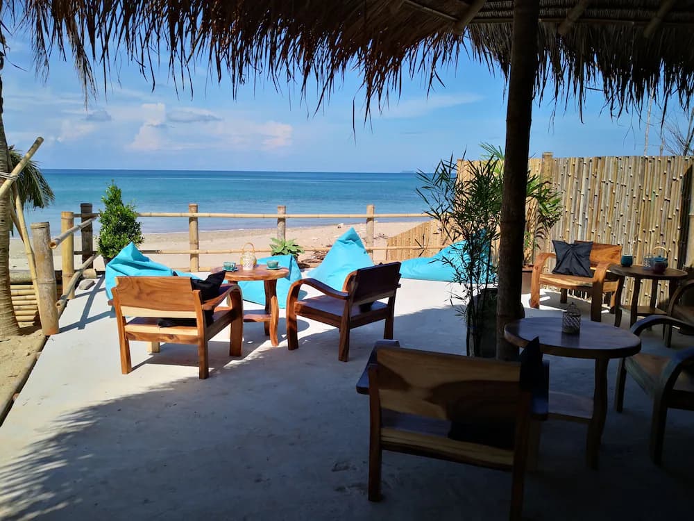 Beach bar