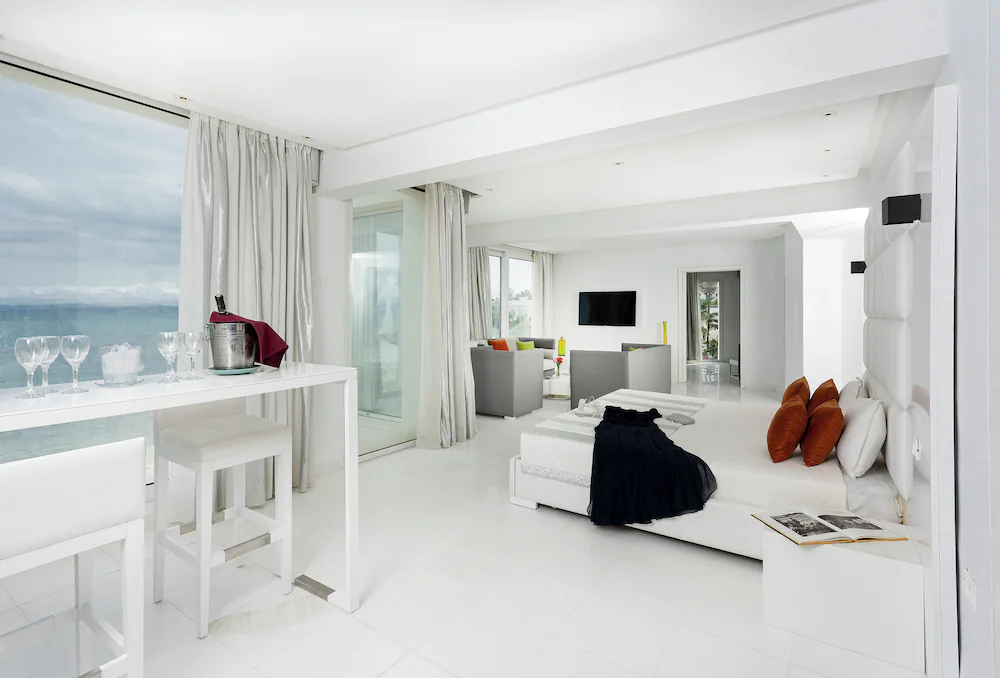 Beach/ocean view
