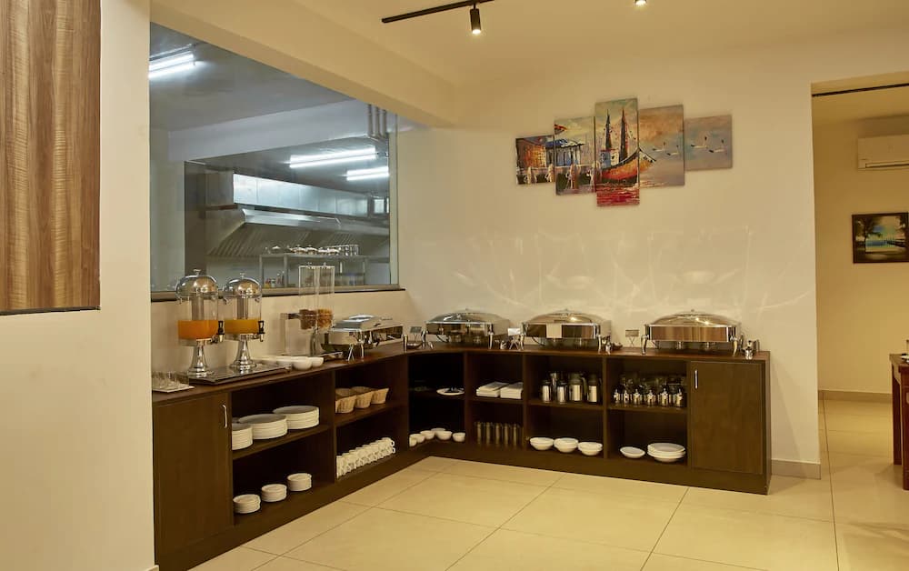 Breakfast buffet
