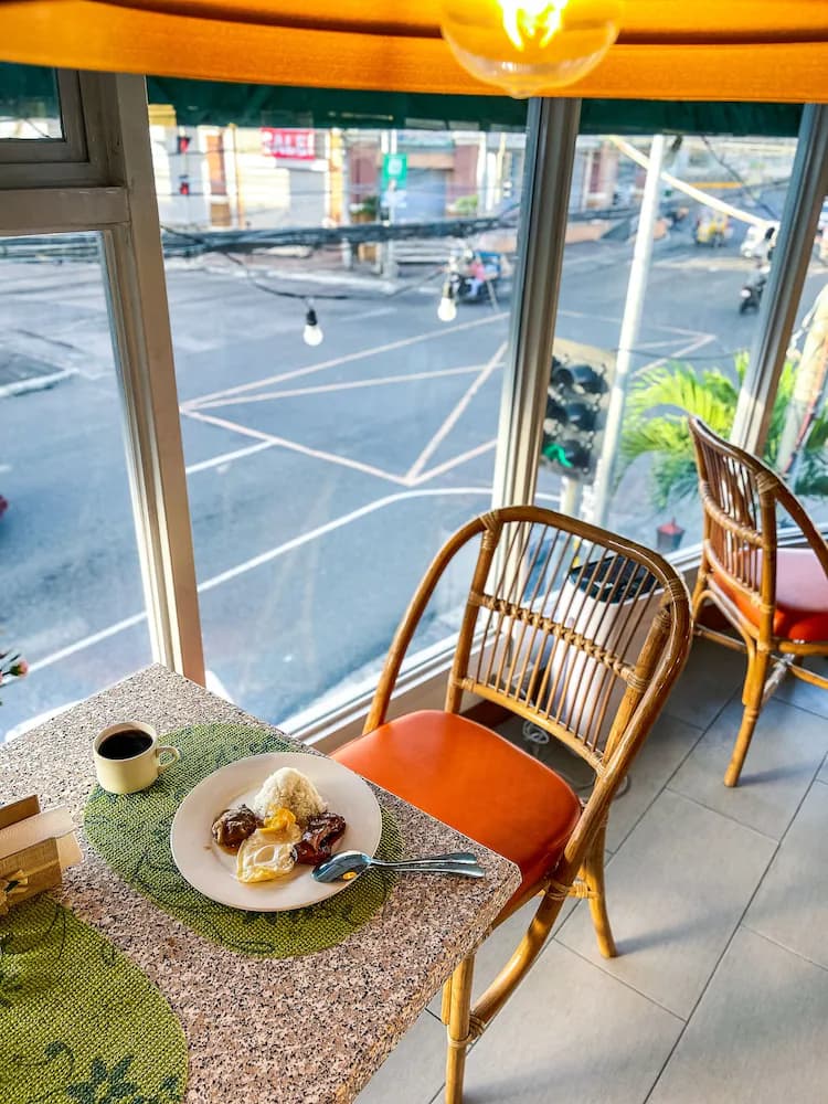 Breakfast area