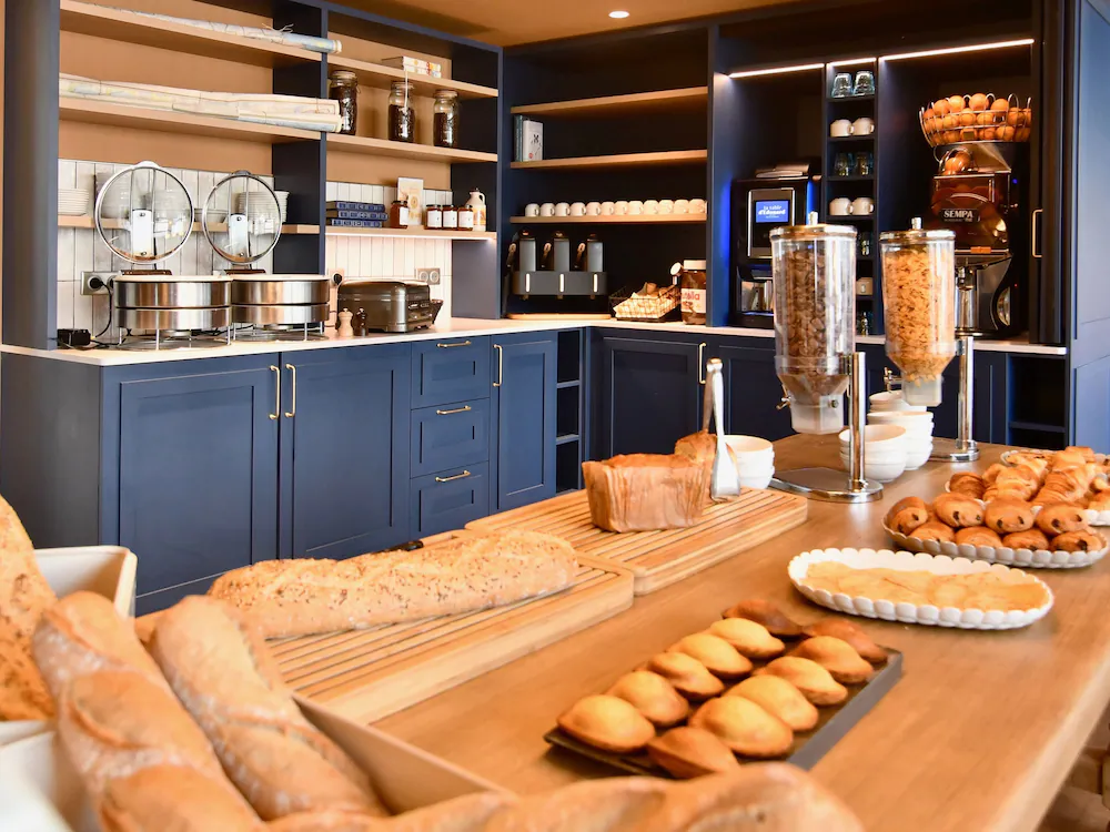 Breakfast area