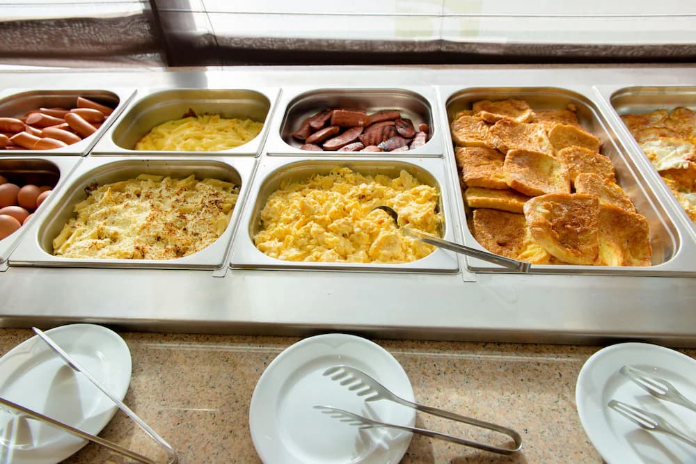 Breakfast buffet