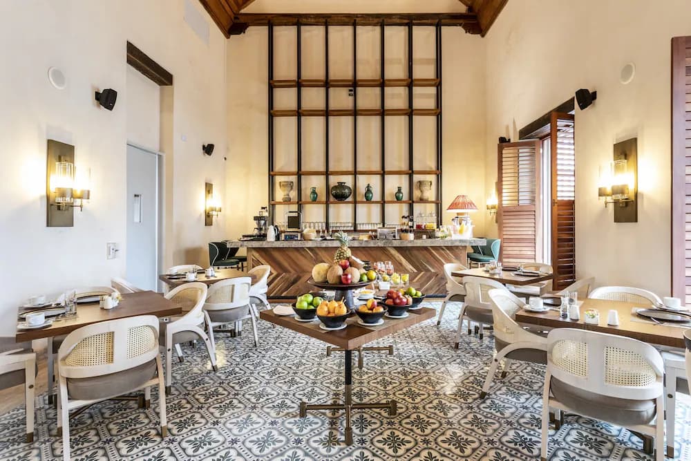 Breakfast area