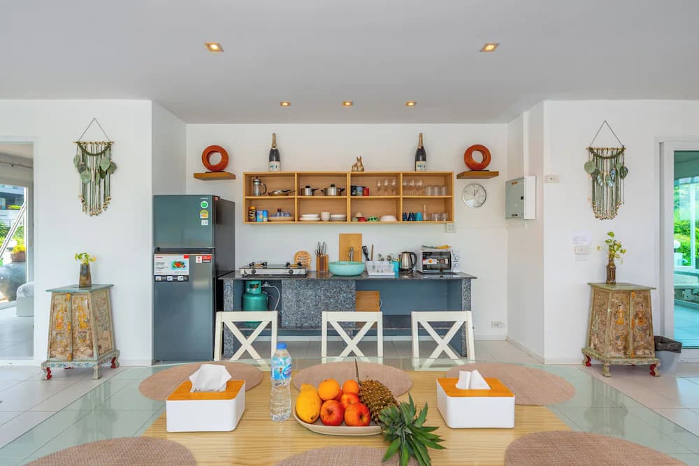 Private kitchenette