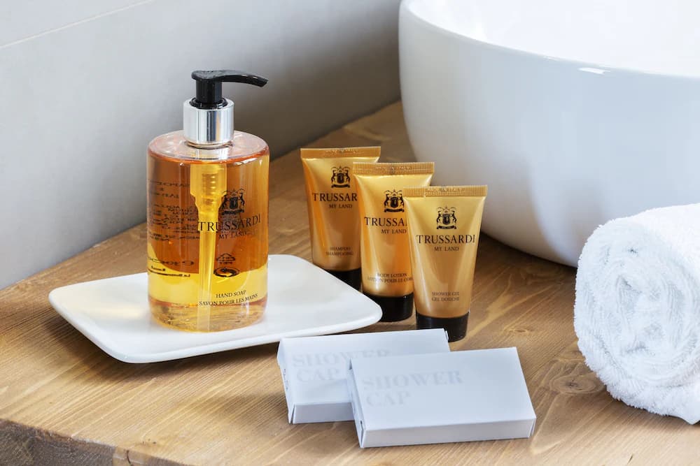 Bathroom amenities