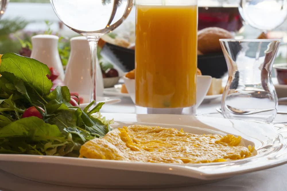 Breakfast meal