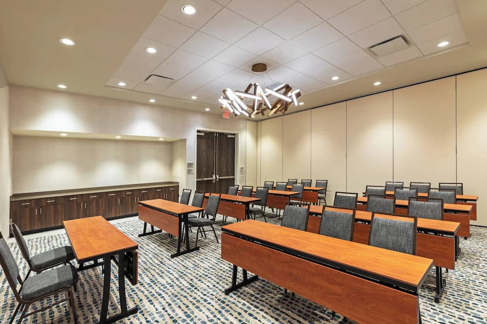 Meeting facility