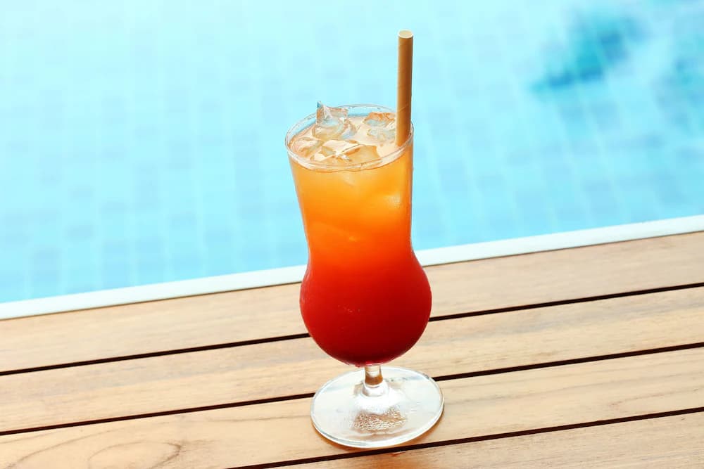 Poolside bar