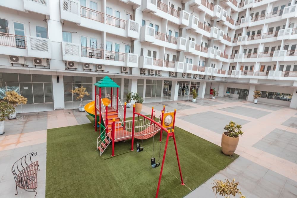 Children's play area - outdoor