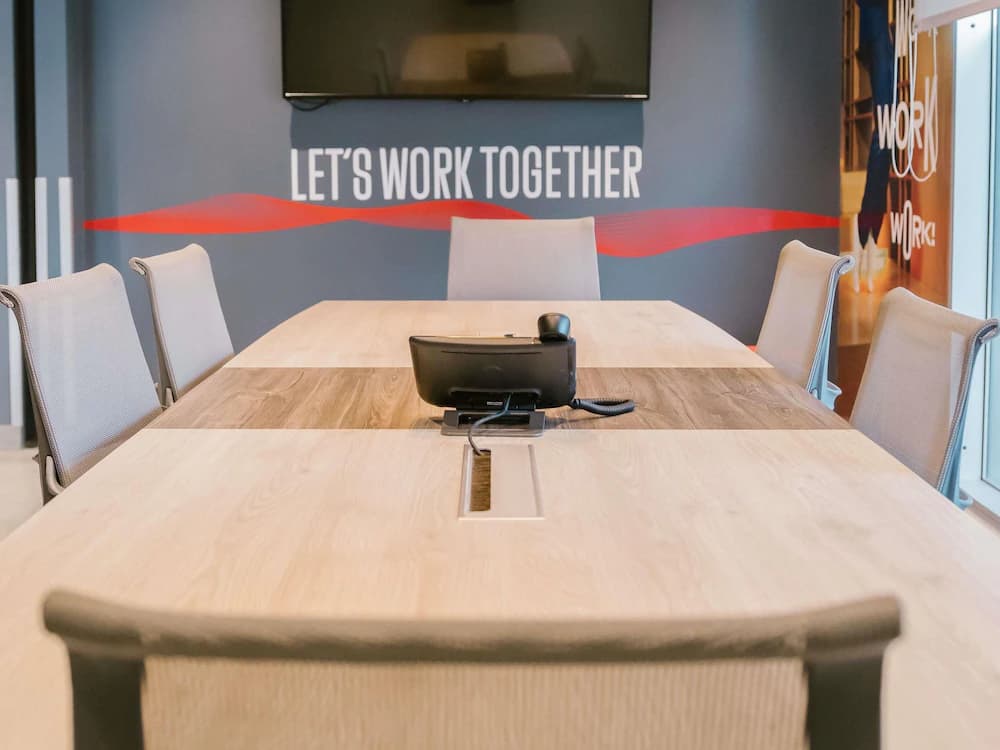 Meeting facility