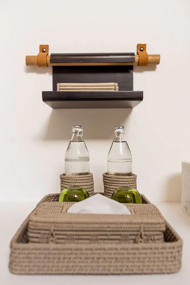 Bathroom amenities