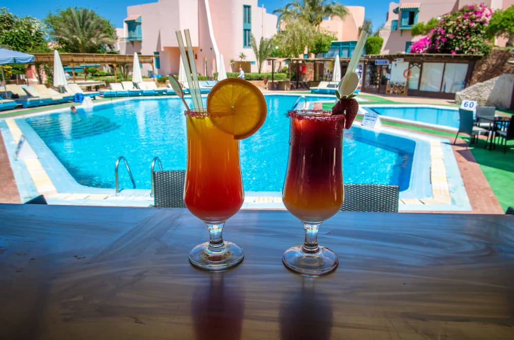 Poolside bar