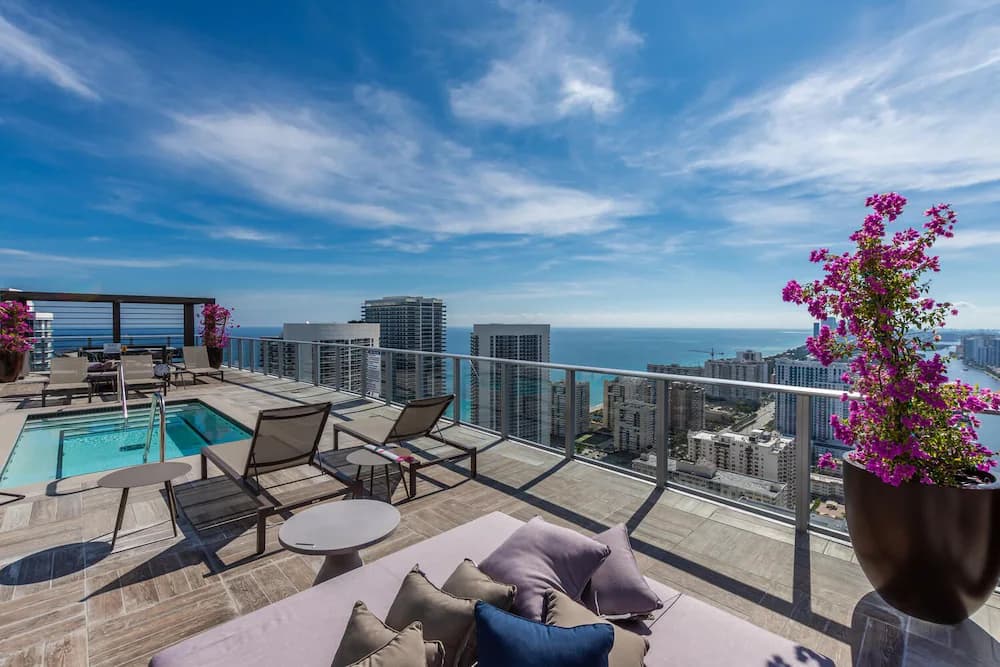 Rooftop pool
