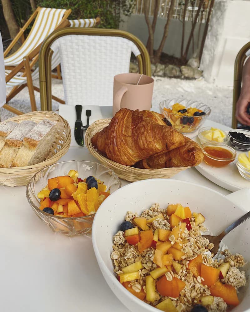 Breakfast meal