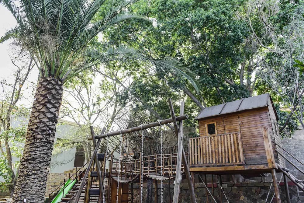 Children's play area - outdoor