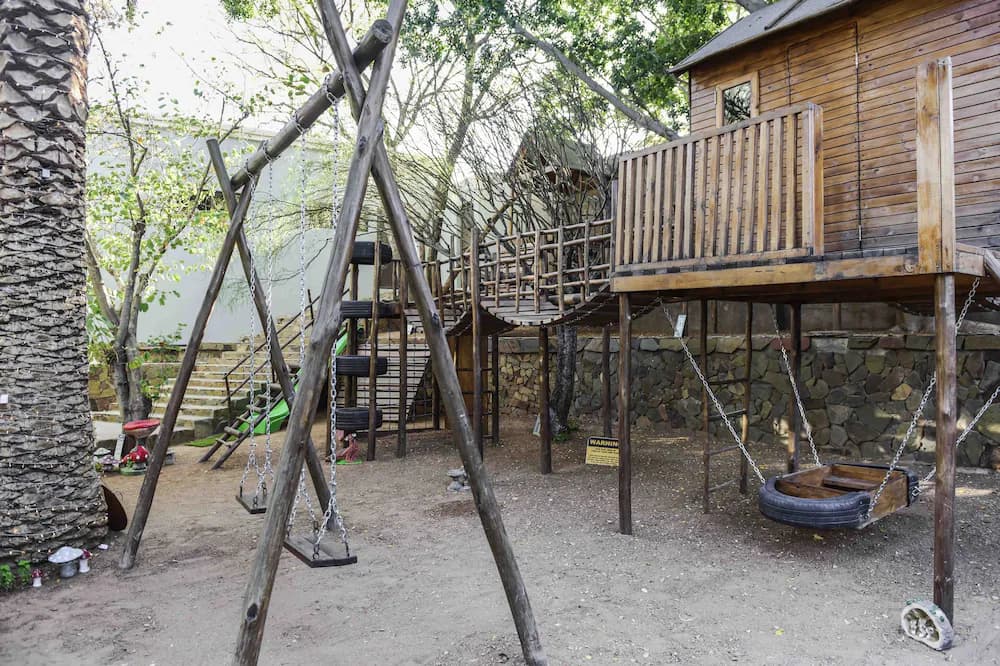 Children's play area - outdoor
