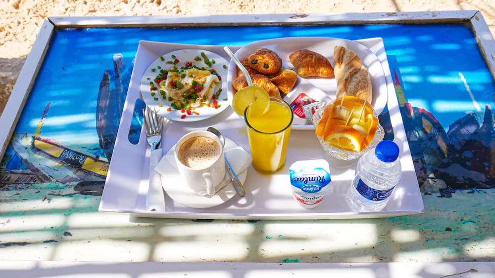 Breakfast meal