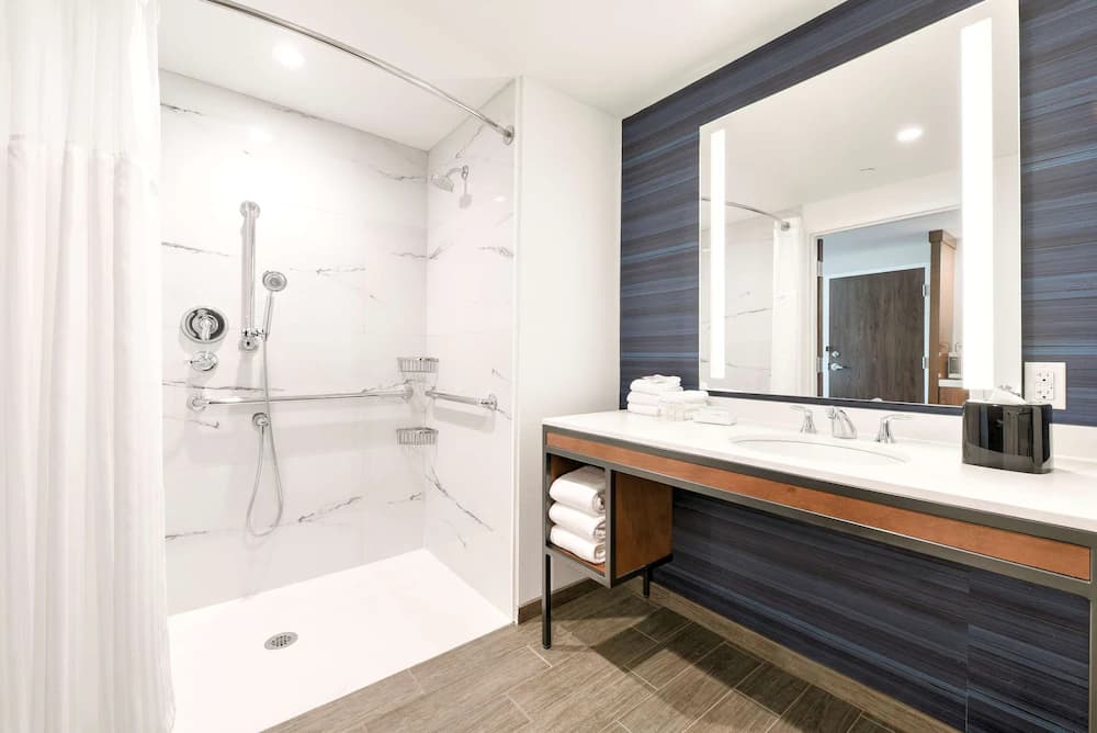Bathroom shower