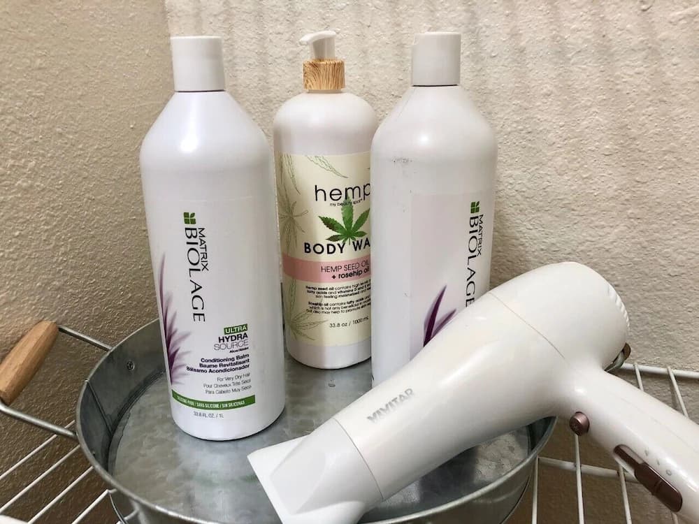 Bathroom amenities