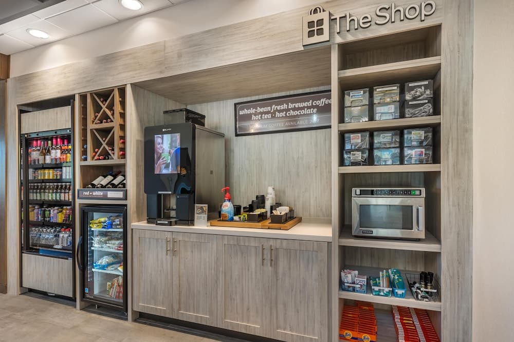 Snack bar
