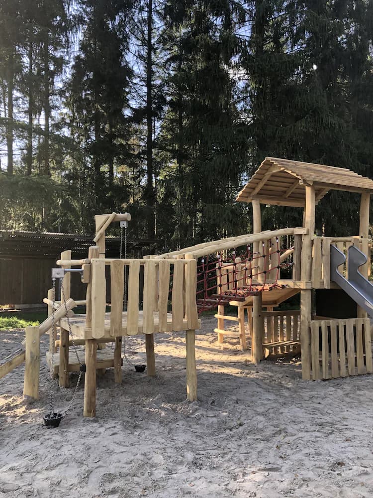Children's play area - outdoor