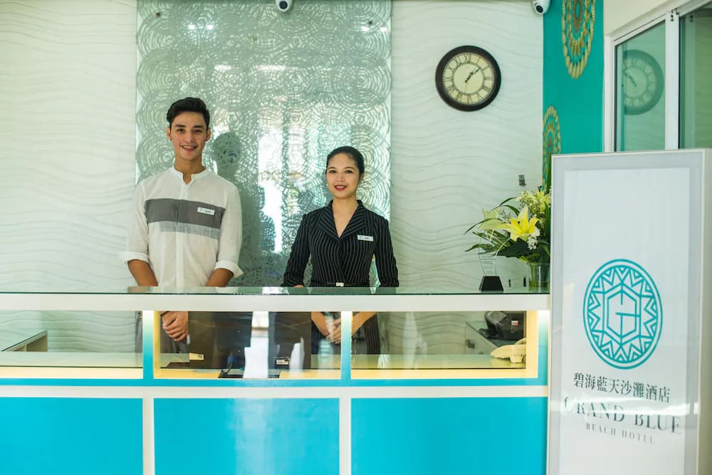 Concierge desk