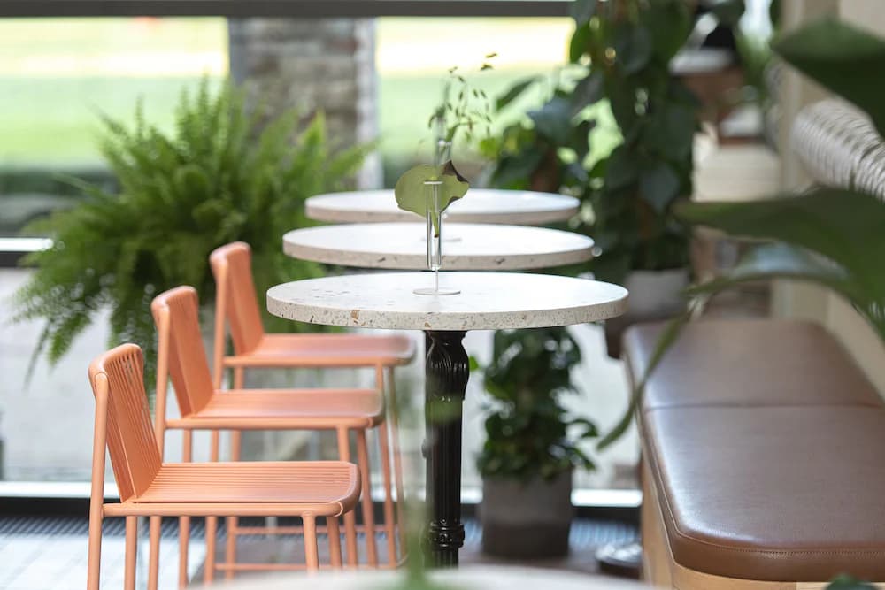 Coffee shop