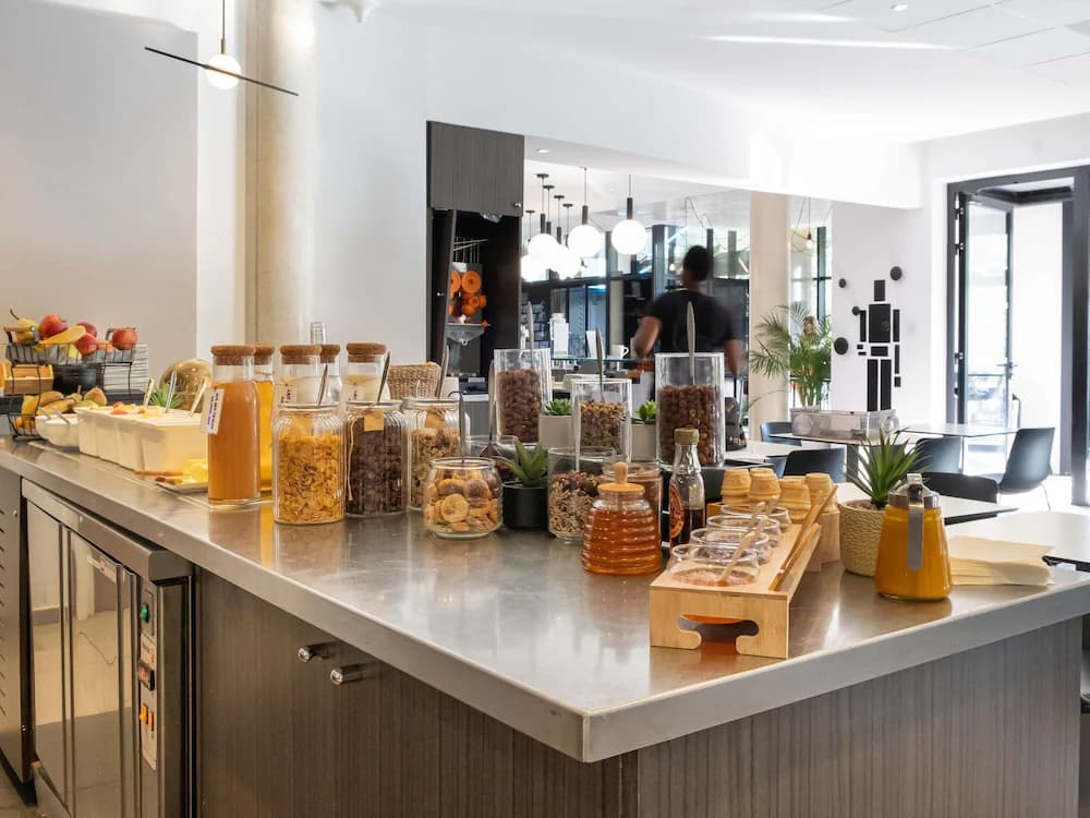 Breakfast area