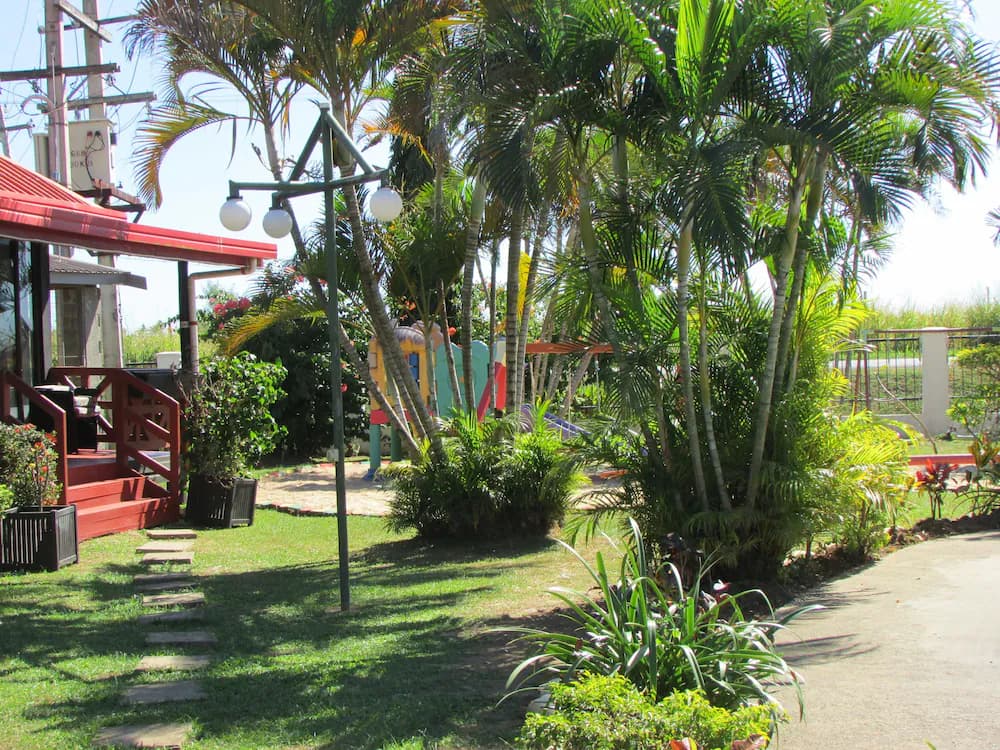 Children's play area - outdoor