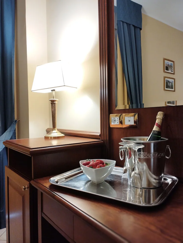 Room amenity