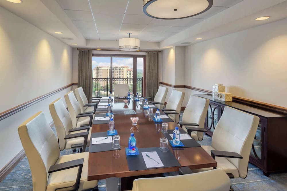 Meeting facility