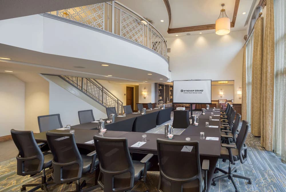 Meeting facility