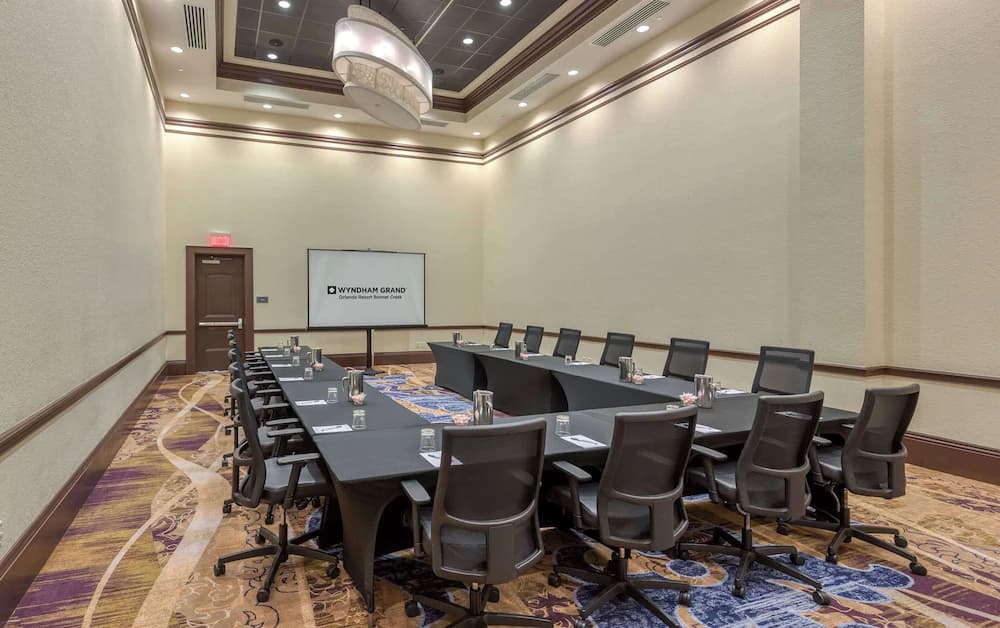 Meeting facility